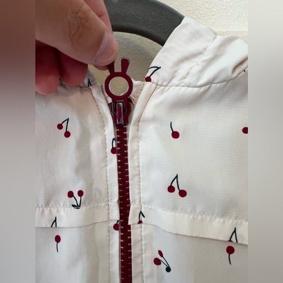 Zara Girls Cherry Lined Windbreaker Jacket Size 4-5 Years - Picture 7 of 14